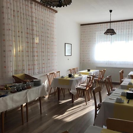 Gaestehaus & Weingut Klein إلميتز المظهر الخارجي الصورة